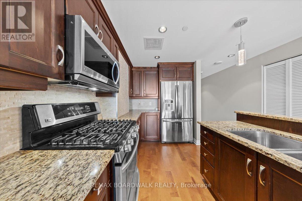 1003 - 90 George Street, Ottawa, ON - Indoor Photo Showing Kitchen With Double Sink