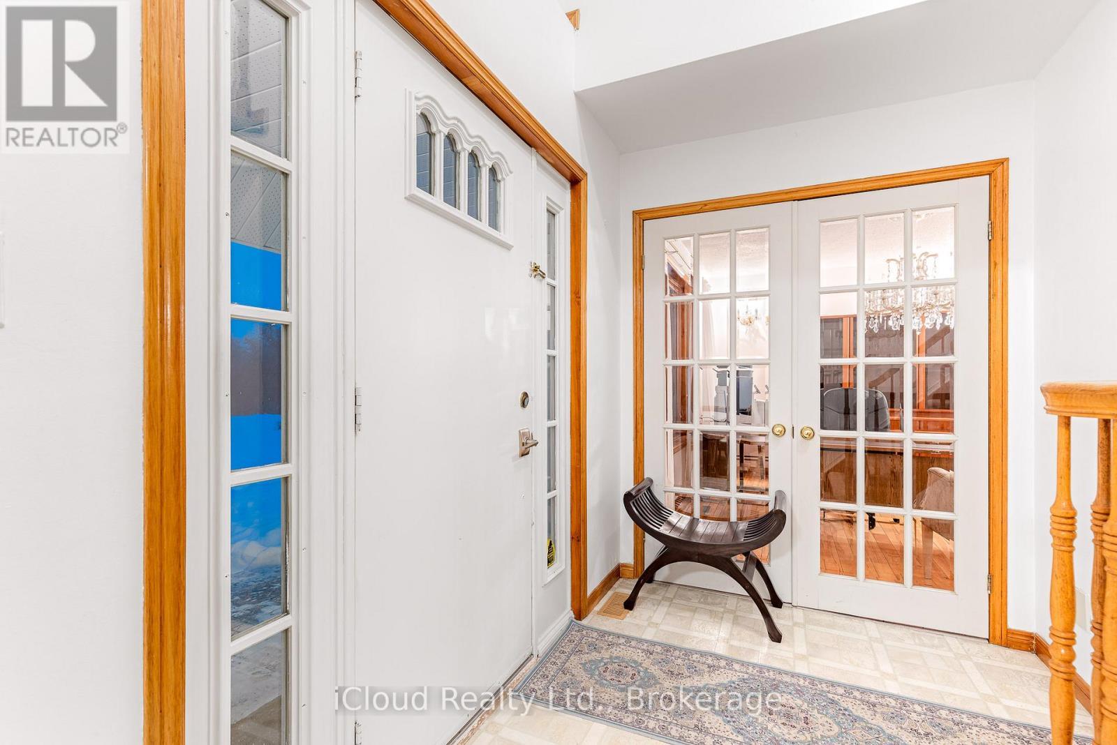 32 Howe Island Ferry Road, Kingston, ON - Indoor Photo Showing Other Room