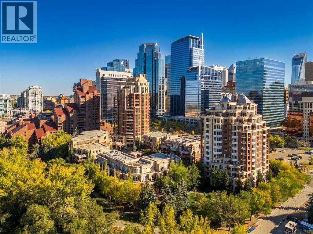 Extraordinary heart of Eau Claire location! - 306, 660 Eau Claire Avenue Sw, Calgary, AB - Outdoor With Facade