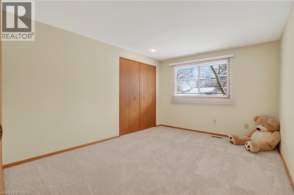 384 Dunvegan Drive, Waterloo, ON - Indoor Photo Showing Other Room