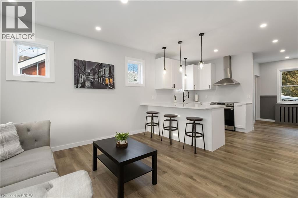 288 Marlborough Street, Brantford, ON - Indoor