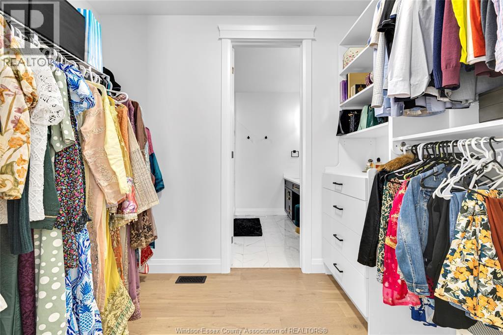 385 Matese Street, Lakeshore, ON - Indoor With Storage