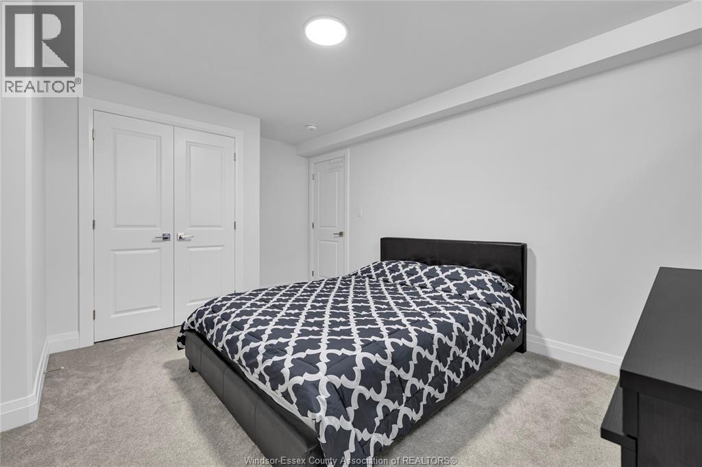 385 Matese Street, Lakeshore, ON - Indoor Photo Showing Bedroom