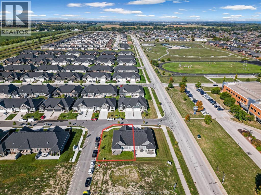 385 Matese Street, Lakeshore, ON - Outdoor With View