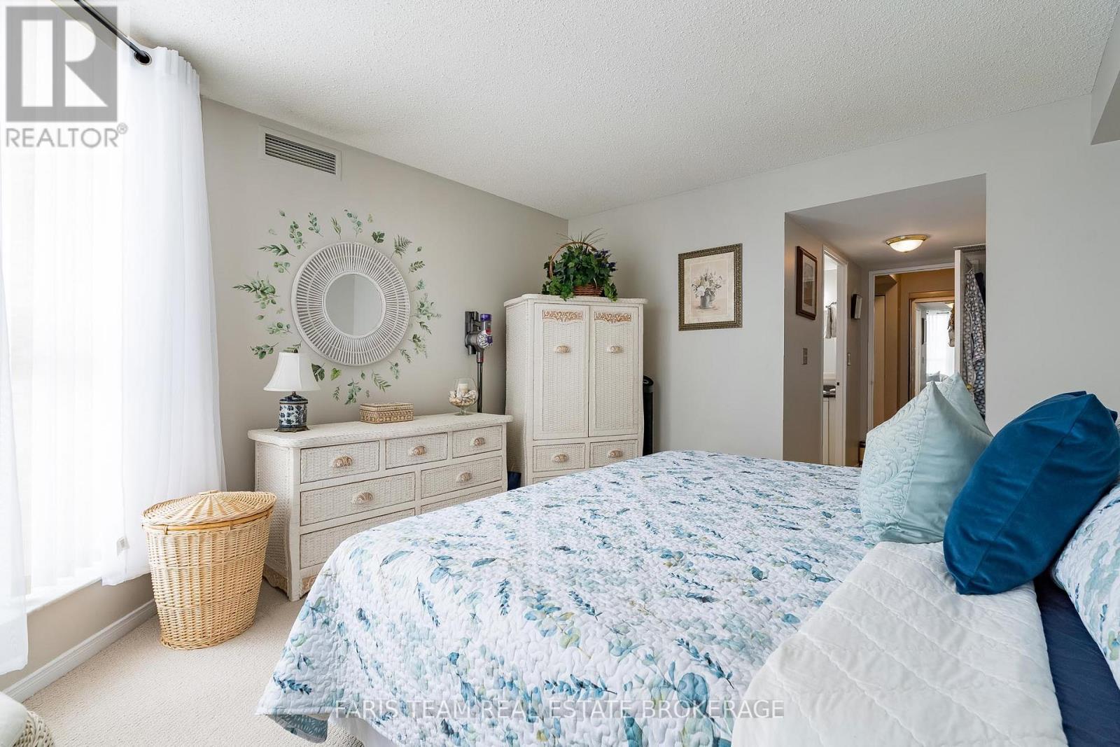 511 - 150 Dunlop Street E, Barrie, ON - Indoor Photo Showing Bedroom