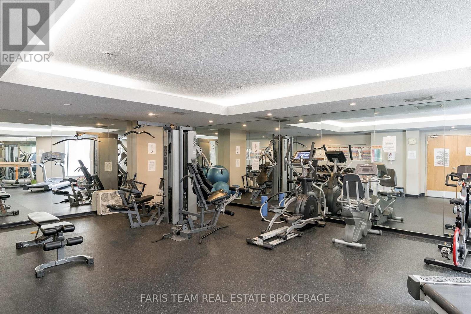 511 - 150 Dunlop Street E, Barrie, ON - Indoor Photo Showing Gym Room