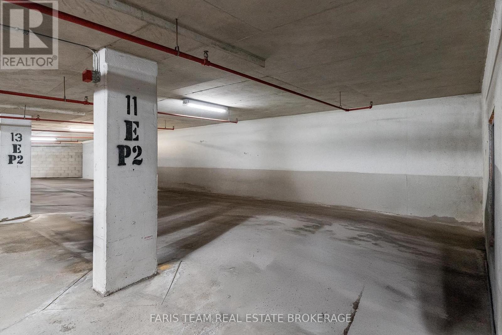 511 - 150 Dunlop Street E, Barrie, ON - Indoor Photo Showing Garage