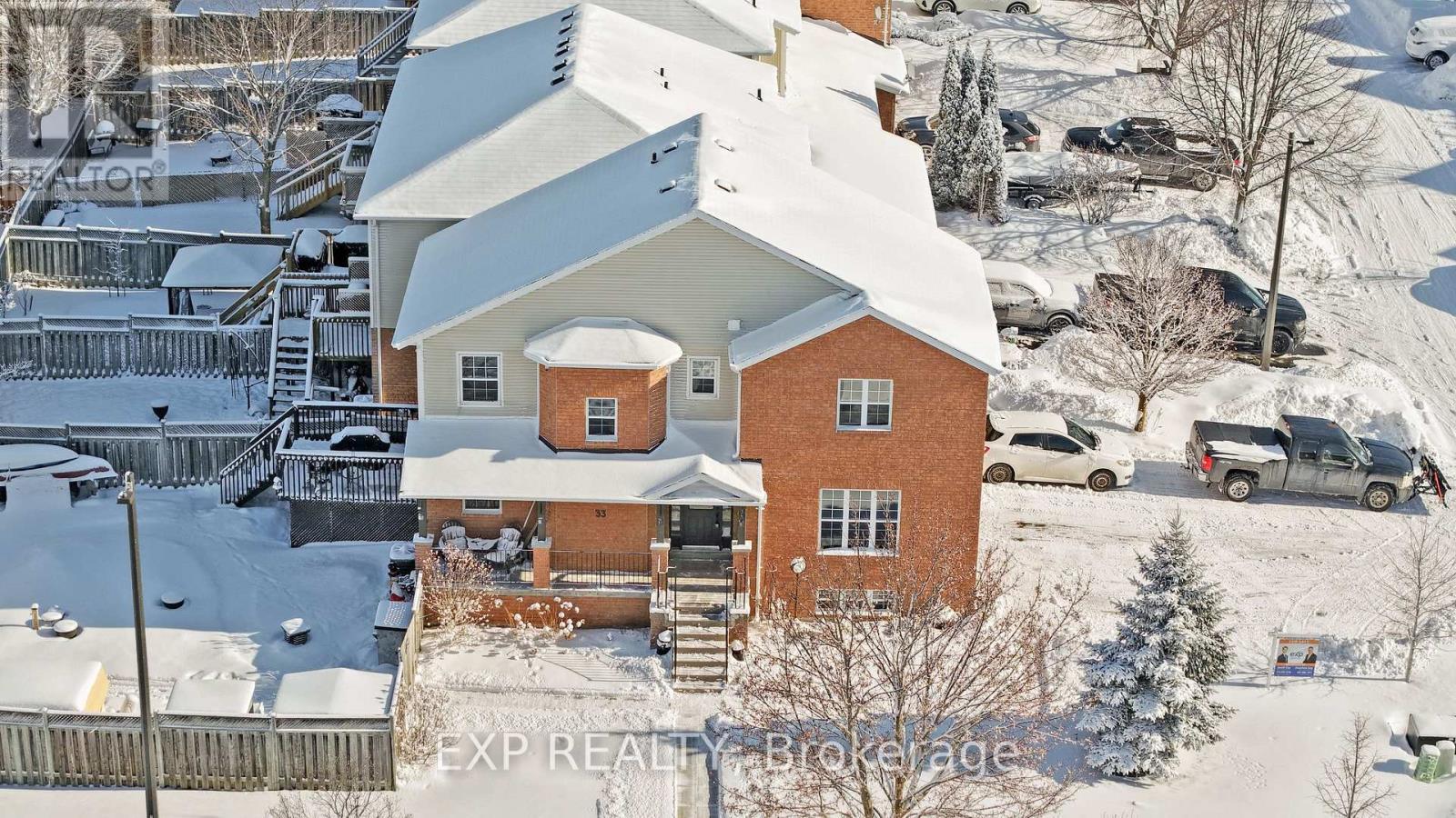 33 Wrendale Crescent, Georgina, ON - Outdoor