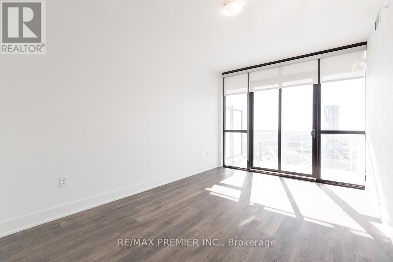 3606 - 2916 Highway 7, Vaughan, ON - Indoor Photo Showing Other Room