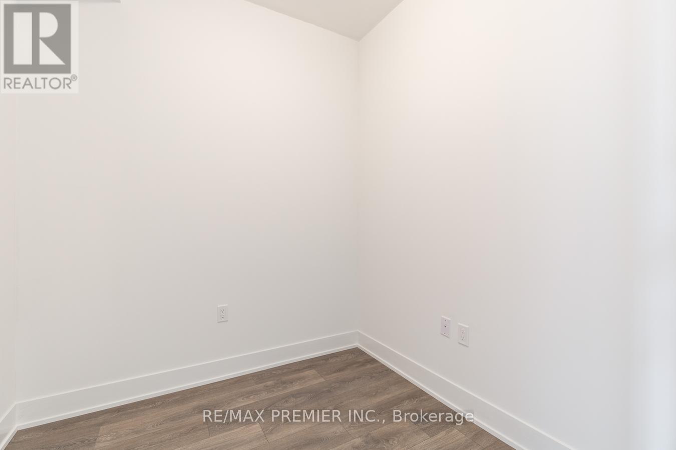 3606 - 2916 Highway 7, Vaughan, ON - Indoor Photo Showing Other Room