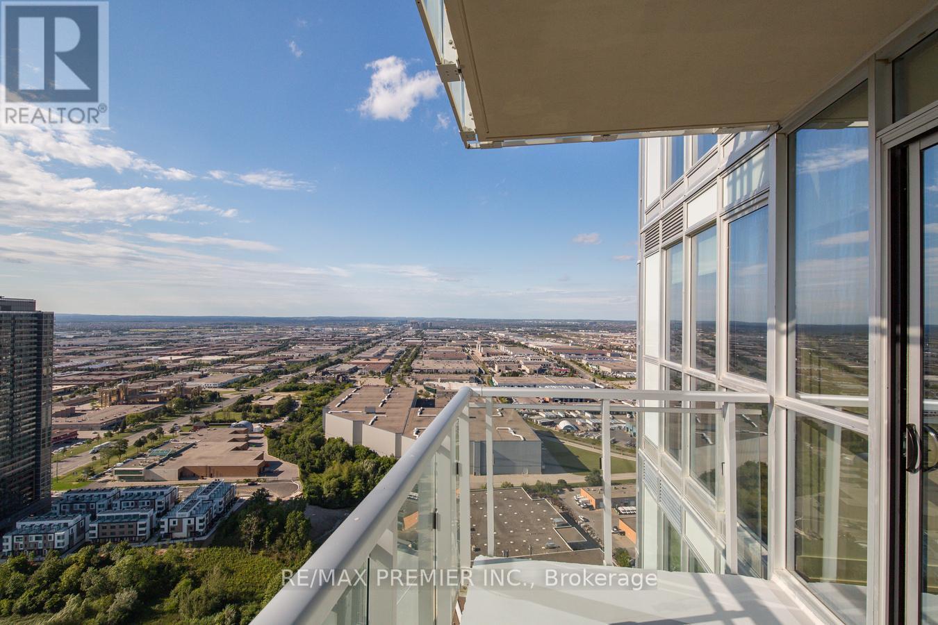 3606 - 2916 Highway 7, Vaughan, ON - Outdoor With Balcony With View