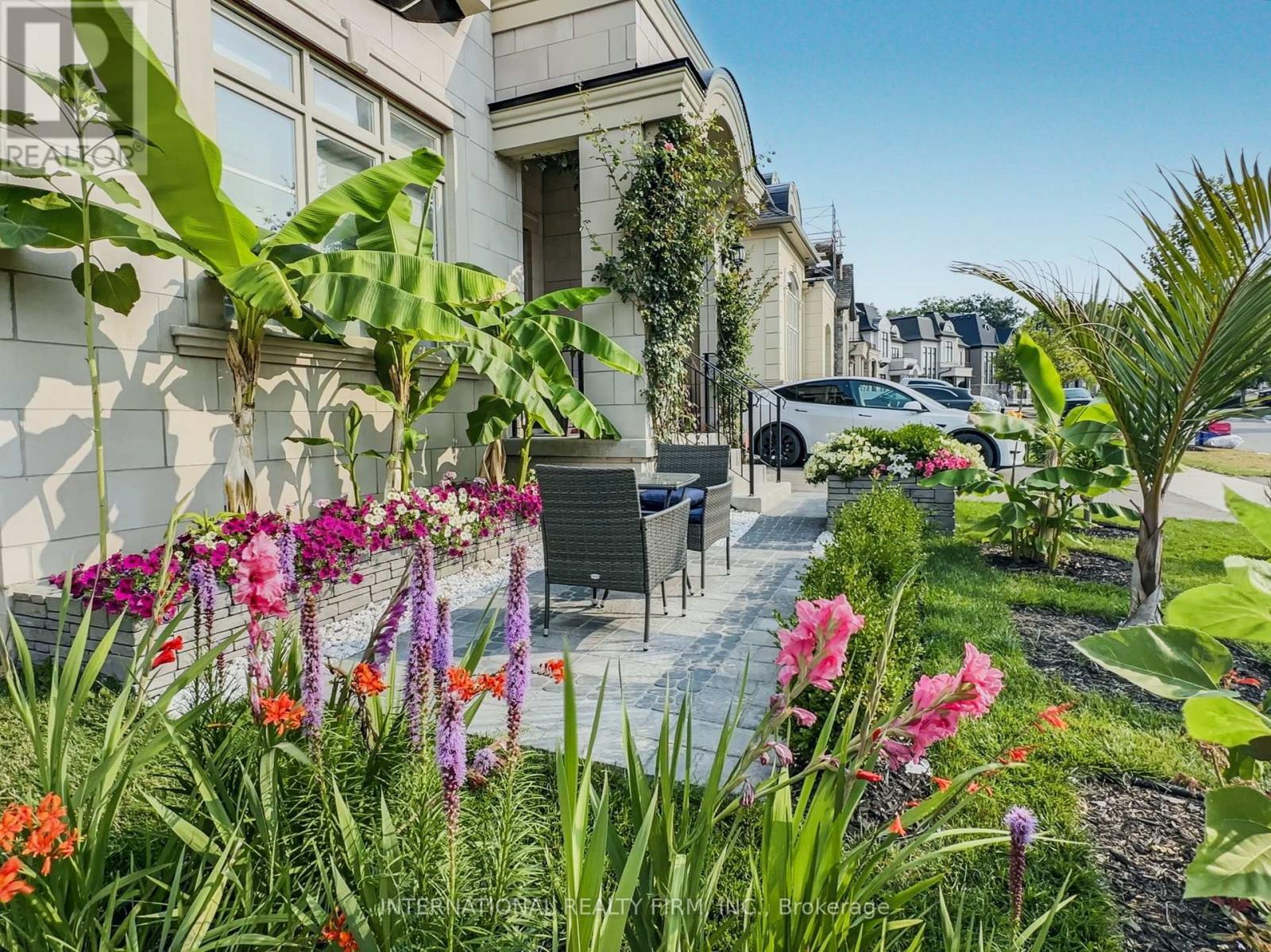 150 Cannes Avenue, Vaughan, ON - Outdoor