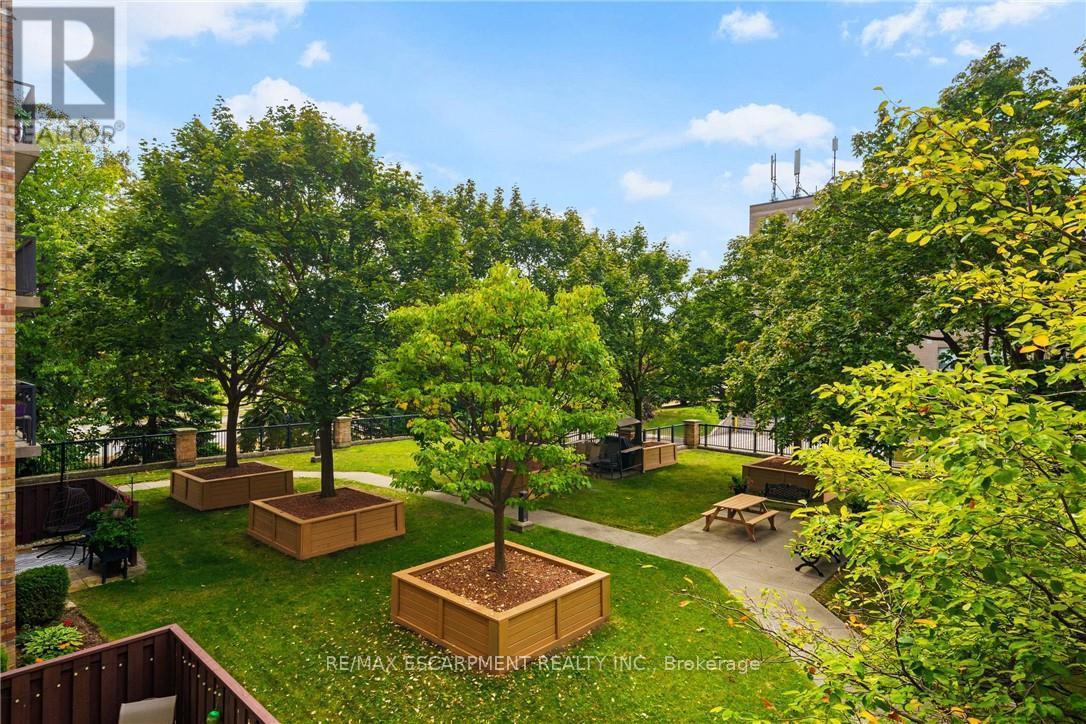 211 - 3499 Upper Middle Road, Burlington, ON