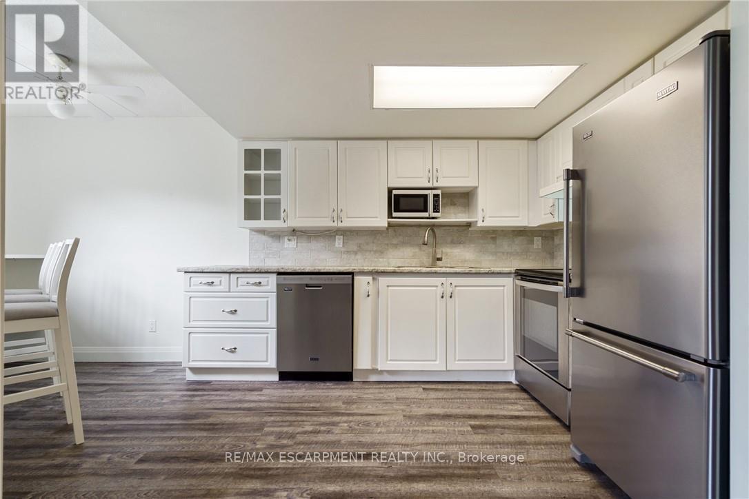 211 - 3499 Upper Middle Road, Burlington, ON