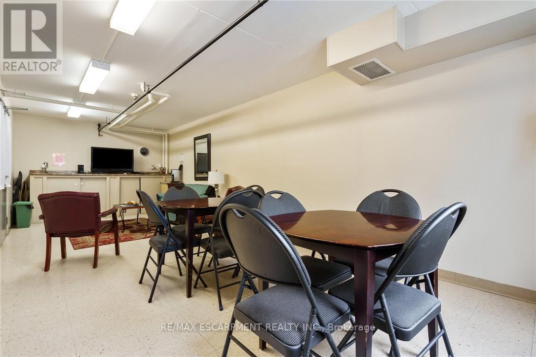 211 - 3499 Upper Middle Road, Burlington, ON