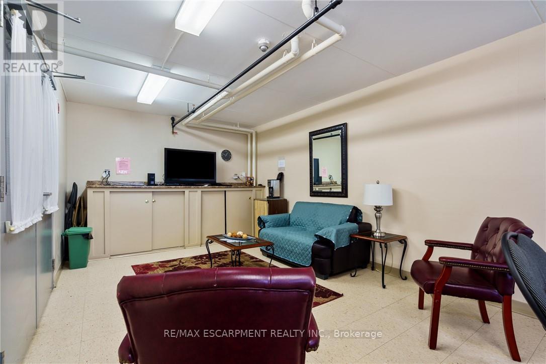 211 - 3499 Upper Middle Road, Burlington, ON