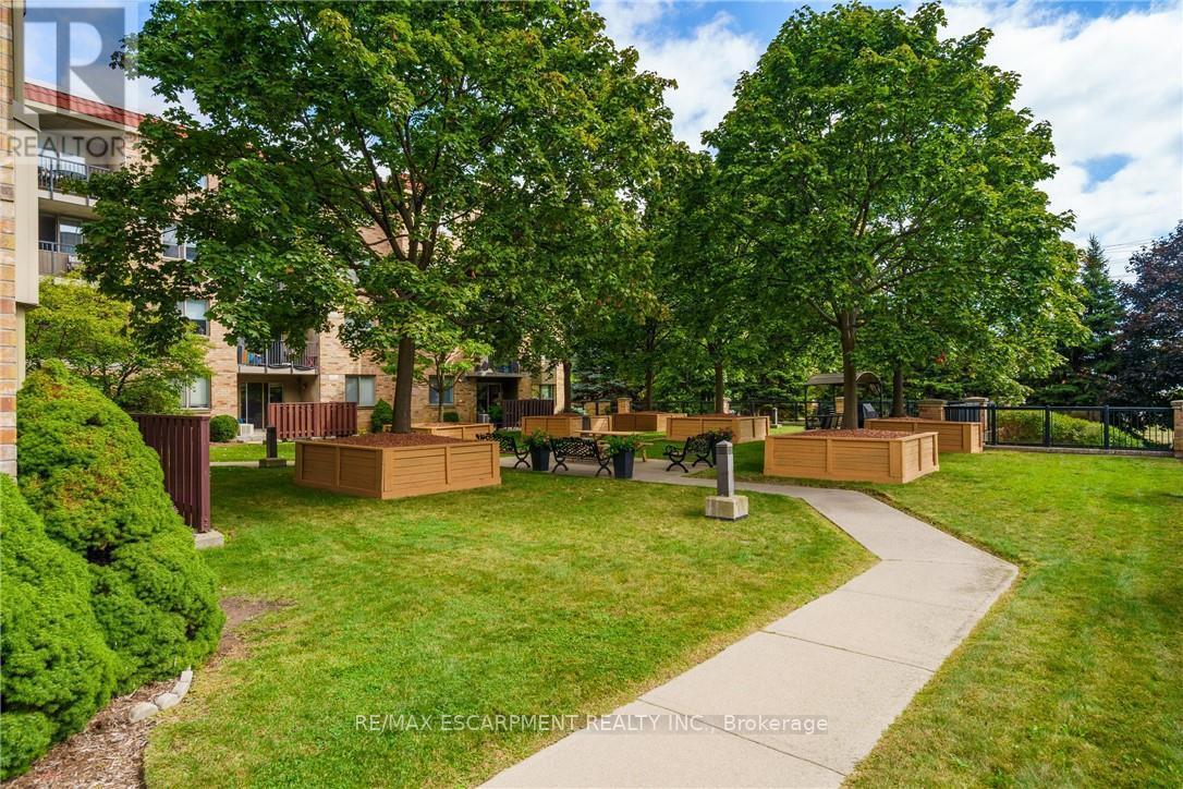 211 - 3499 Upper Middle Road, Burlington, ON