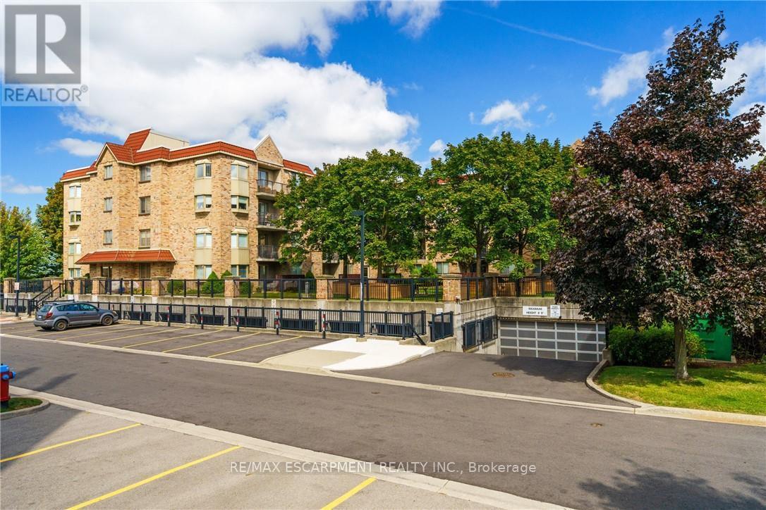 211 - 3499 Upper Middle Road, Burlington, ON