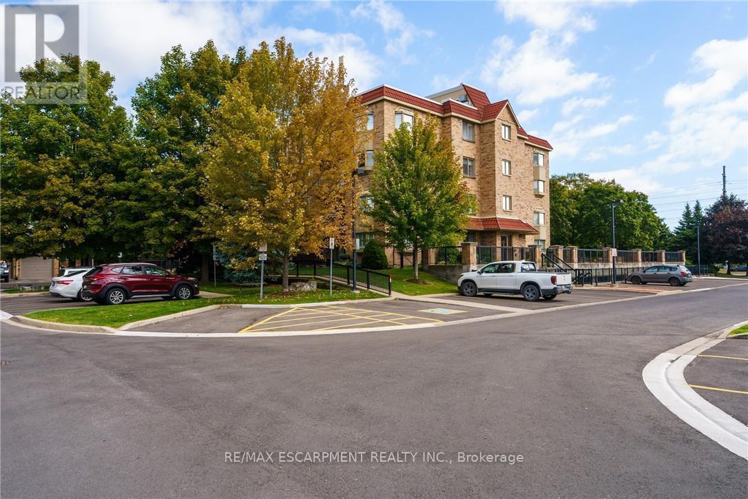 211 - 3499 Upper Middle Road, Burlington, ON