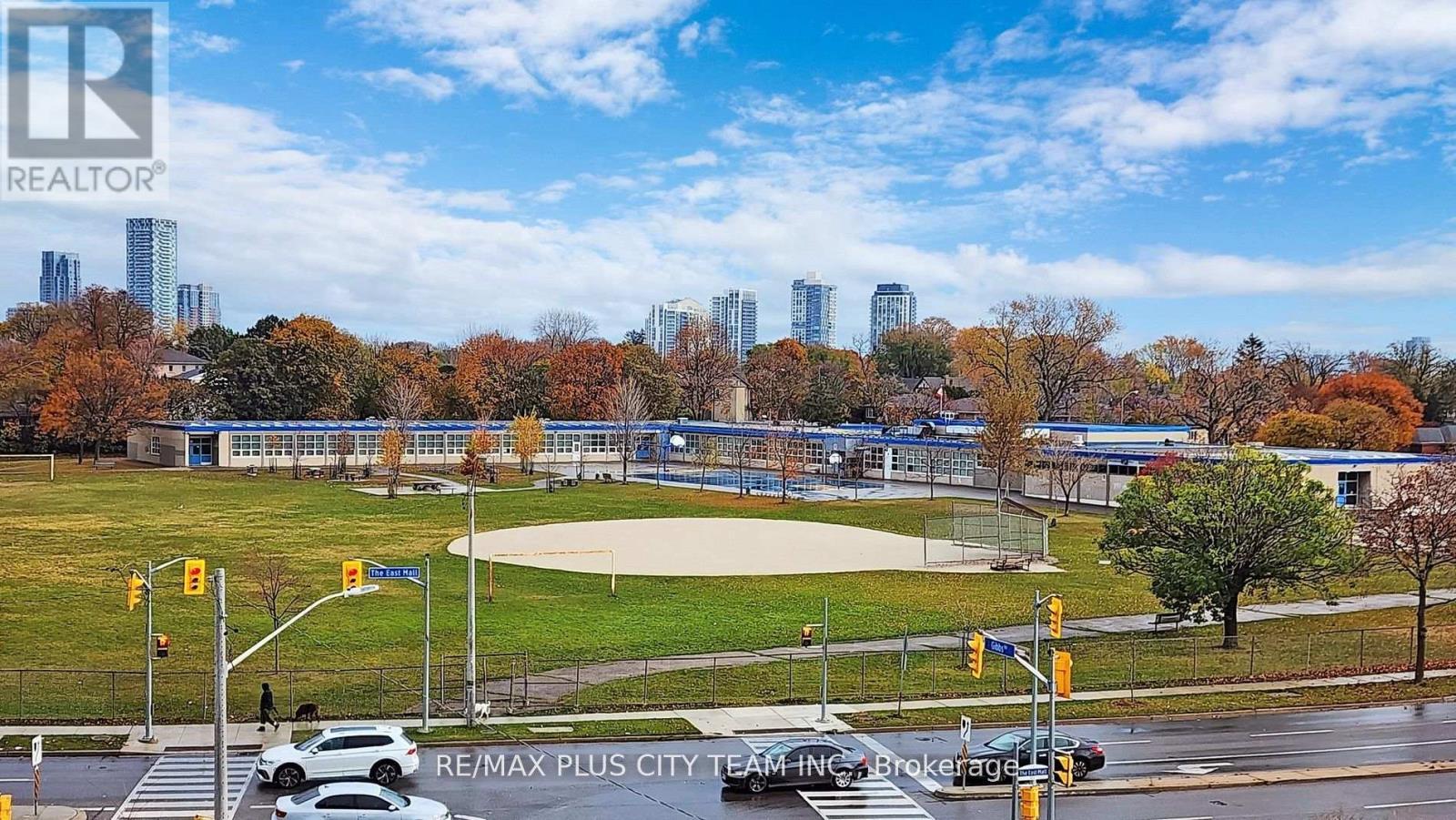 517 - 10 Gibbs Road, Toronto, ON - Outdoor With View