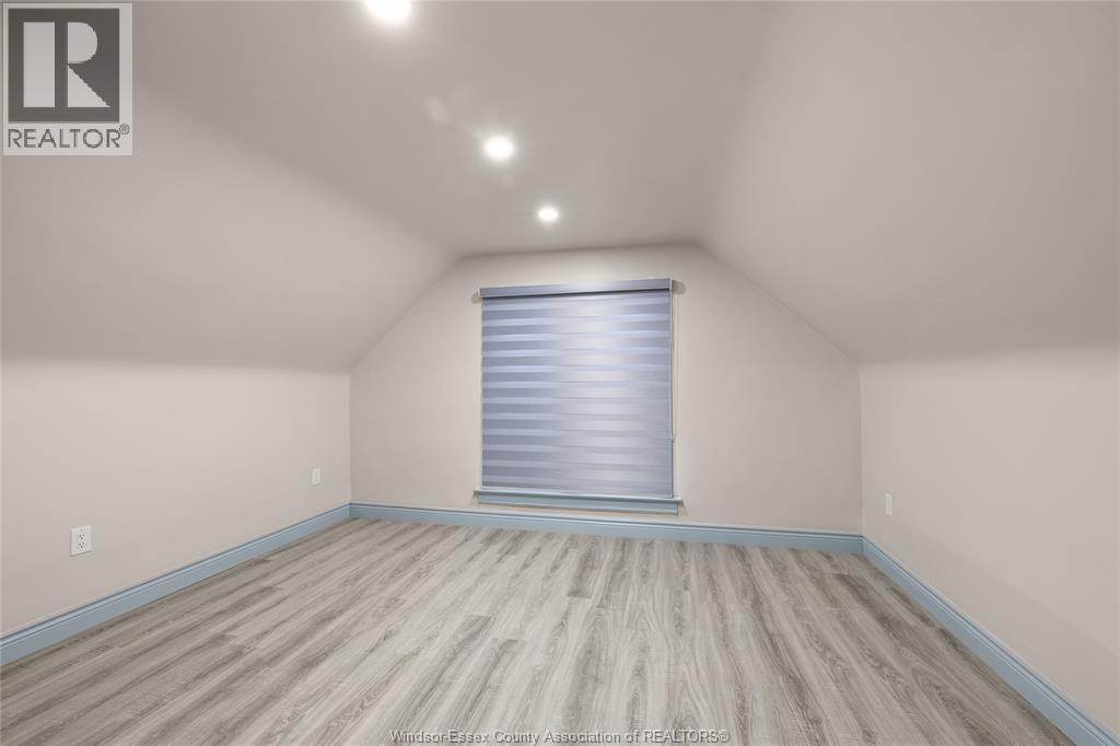 811 Langlois Avenue, Windsor, ON - Indoor Photo Showing Other Room