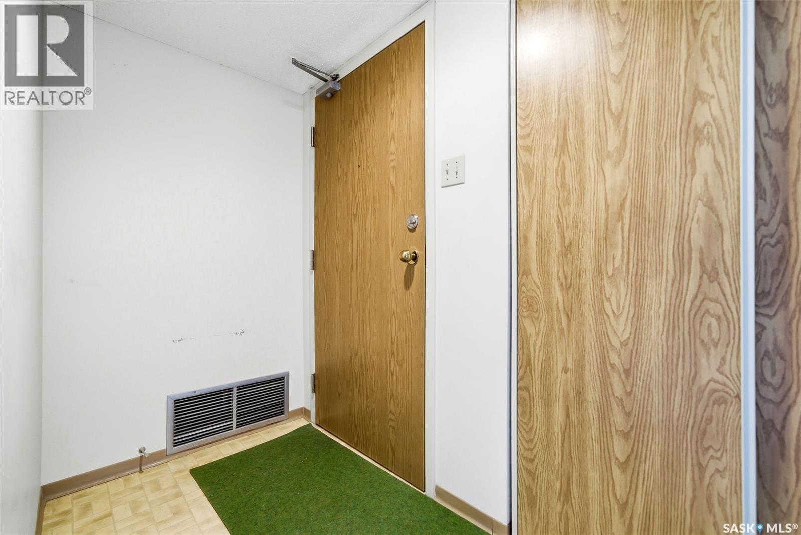 306 2237 Mcintyre Street, Regina, SK - Indoor Photo Showing Other Room