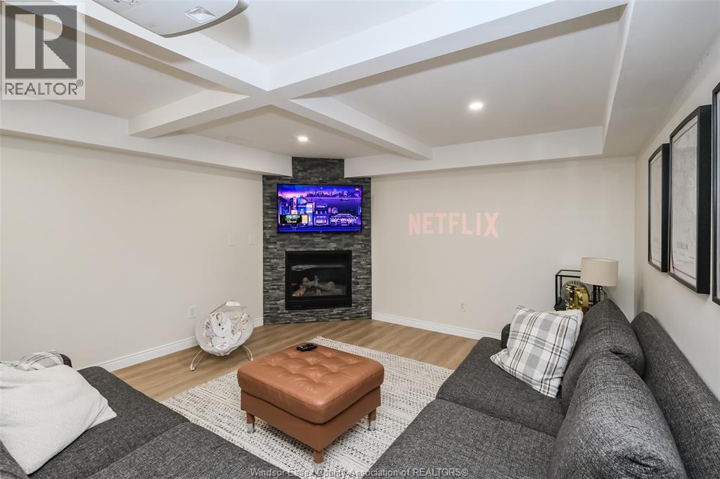 1013 Treverton, Windsor, ON - Indoor With Fireplace