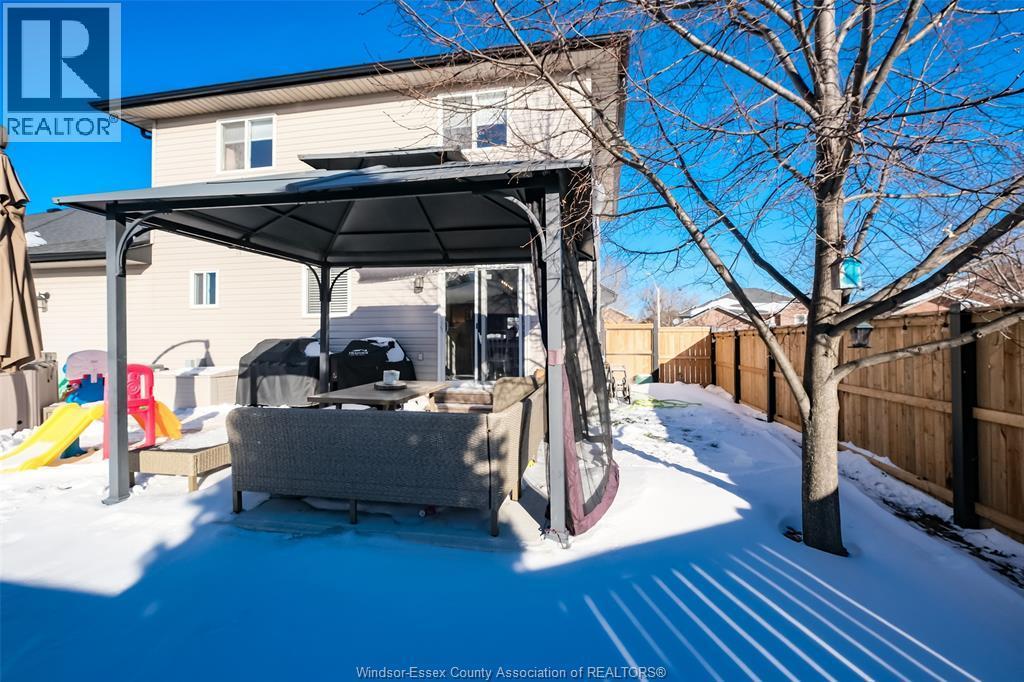 1013 Treverton, Windsor, ON - Outdoor With Deck Patio Veranda