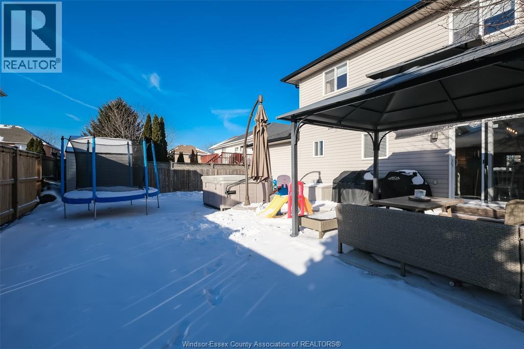 1013 Treverton, Windsor, ON - Outdoor With Deck Patio Veranda