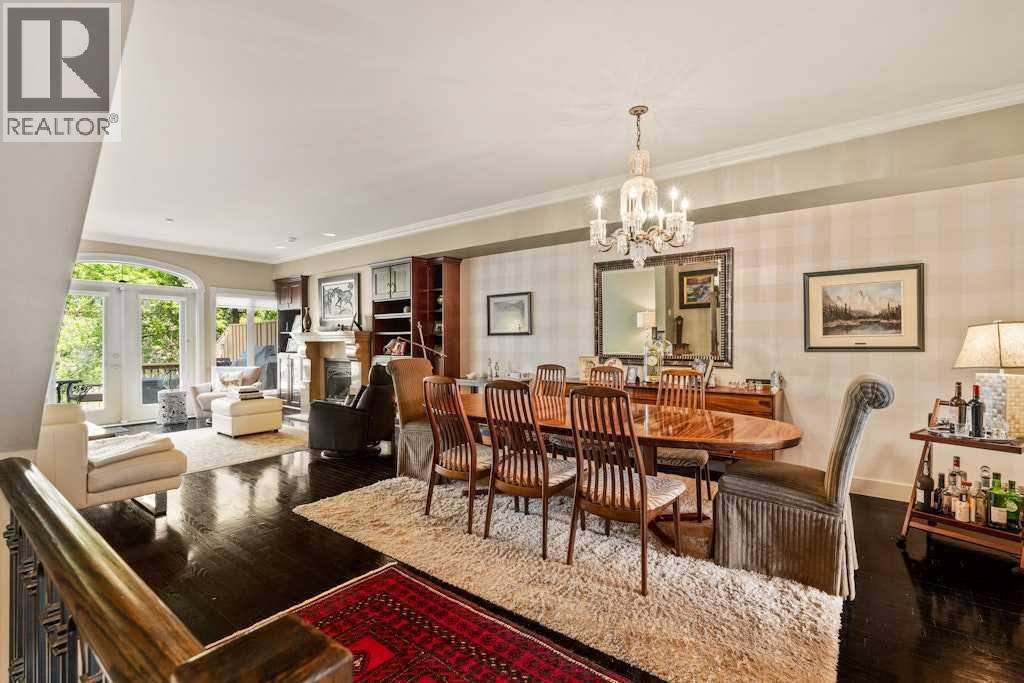 2421 Erlton Street Sw, Calgary, AB - Indoor Photo Showing Dining Room