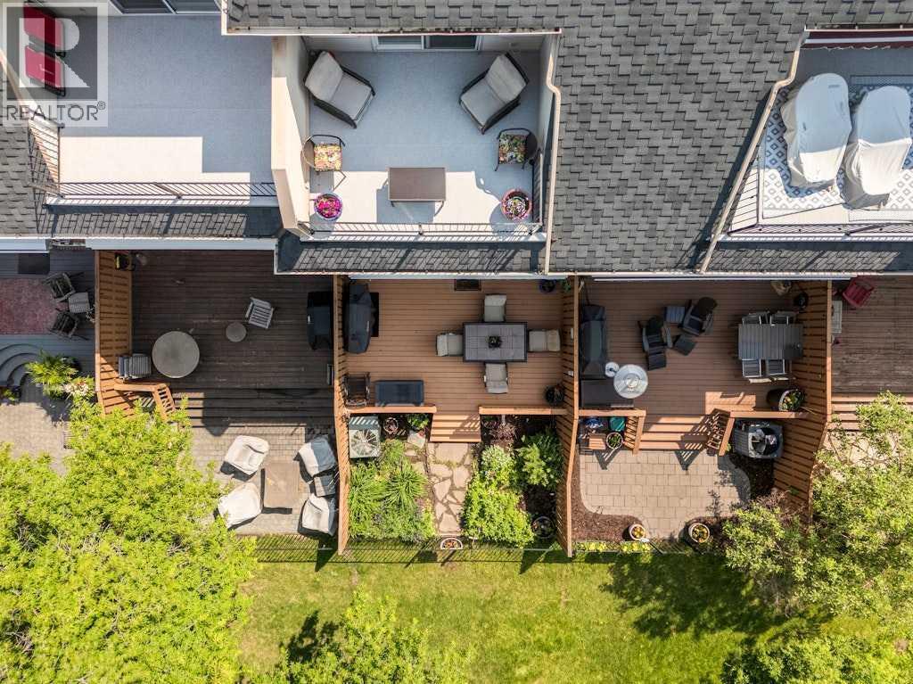 2421 Erlton Street Sw, Calgary, AB - Outdoor