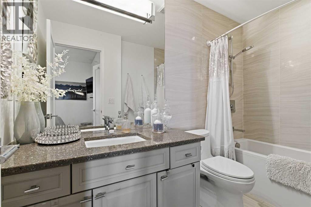 404, 881 15 Avenue Sw, Calgary, AB - Indoor Photo Showing Bathroom