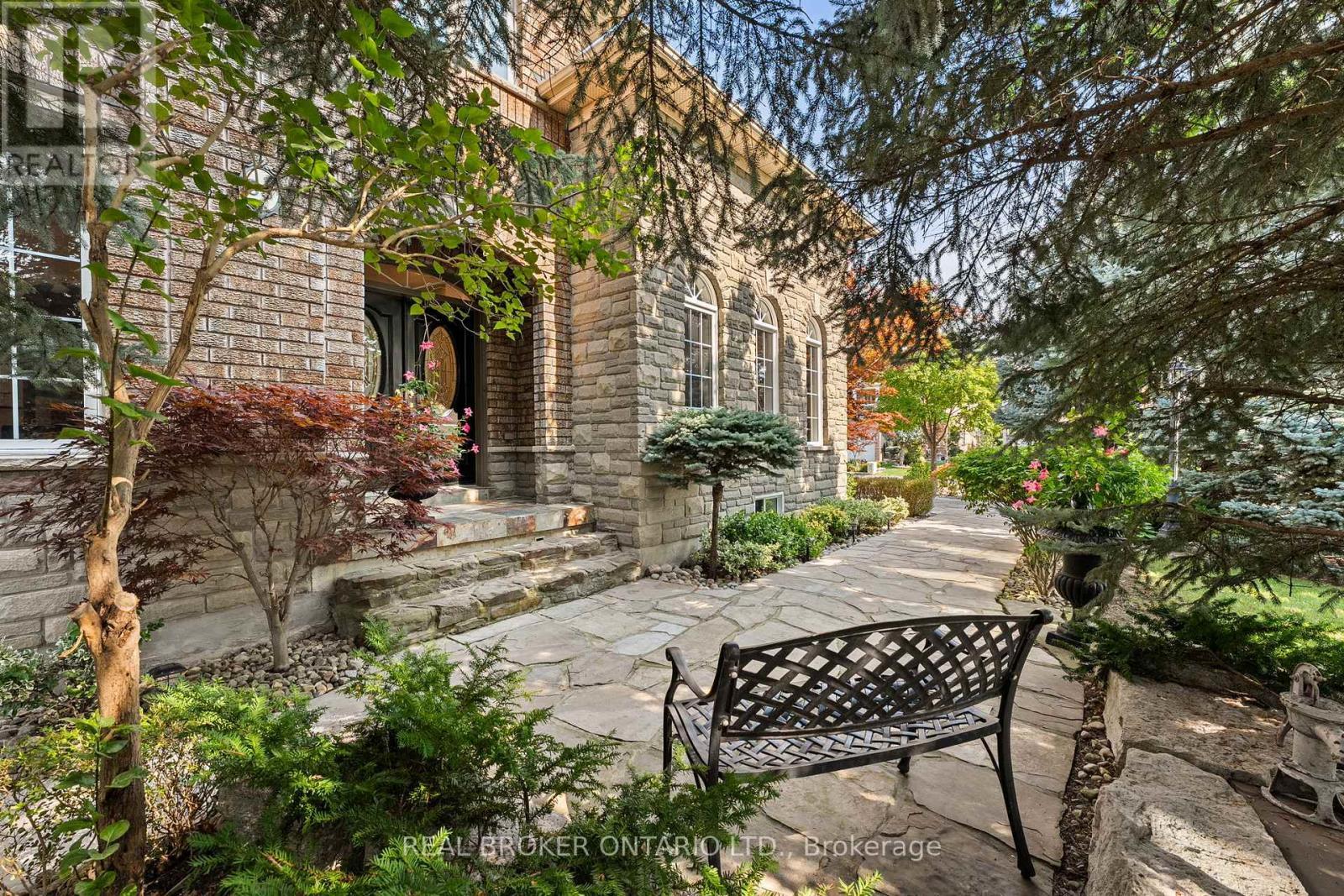 58 Calera Crescent, Vaughan, ON - Outdoor With Deck Patio Veranda