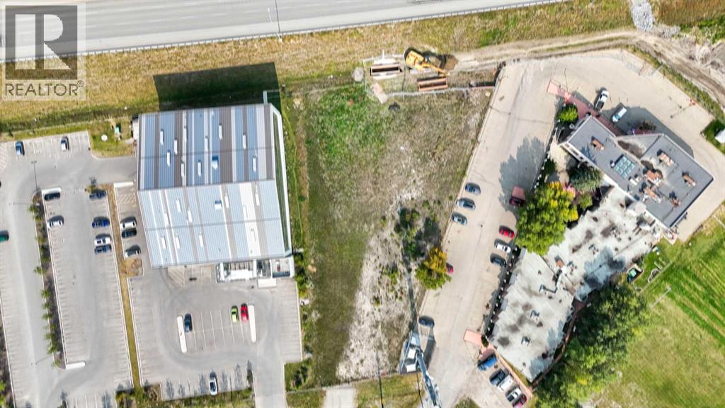 10421-10909 West Valley Road Sw, Calgary, AB