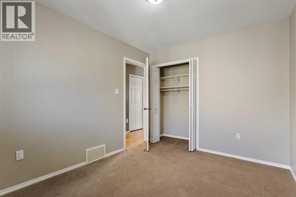 5105 21 Street Close, Lloydminster, AB - Indoor Photo Showing Other Room