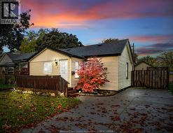 674 Eugenie STREET East Windsor, ON N8X 3Y4