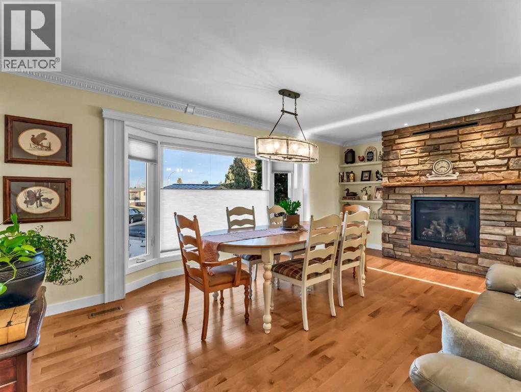 35 Horner Court Ne, Medicine Hat, AB - Indoor With Fireplace