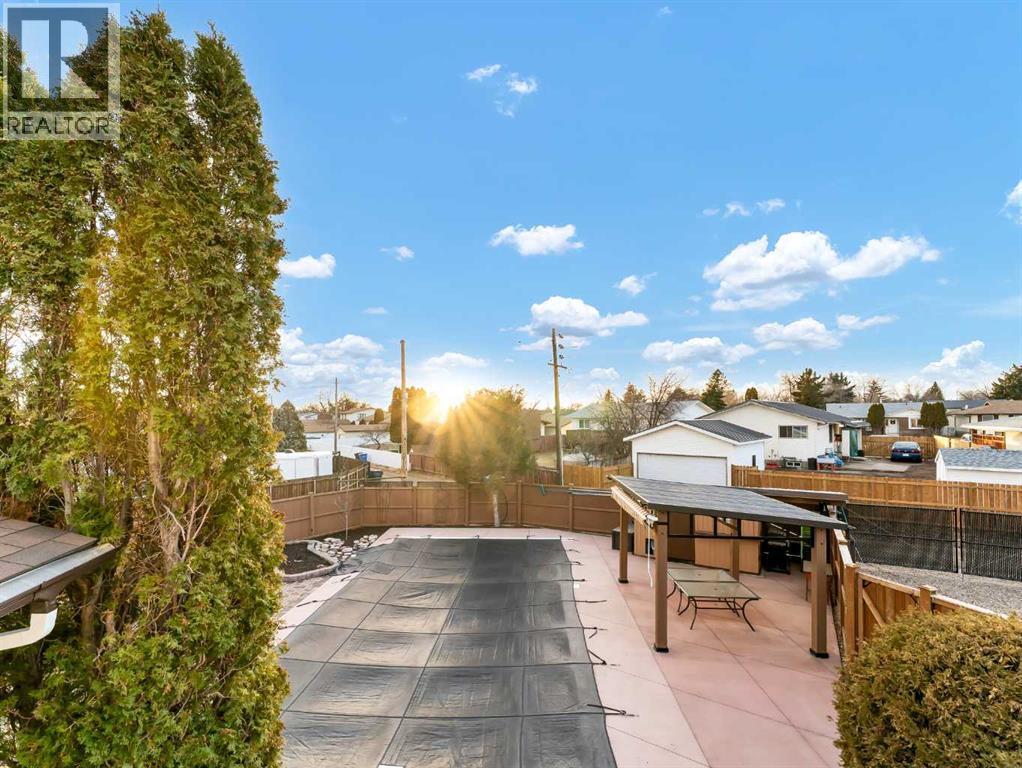 35 Horner Court Ne, Medicine Hat, AB - Outdoor