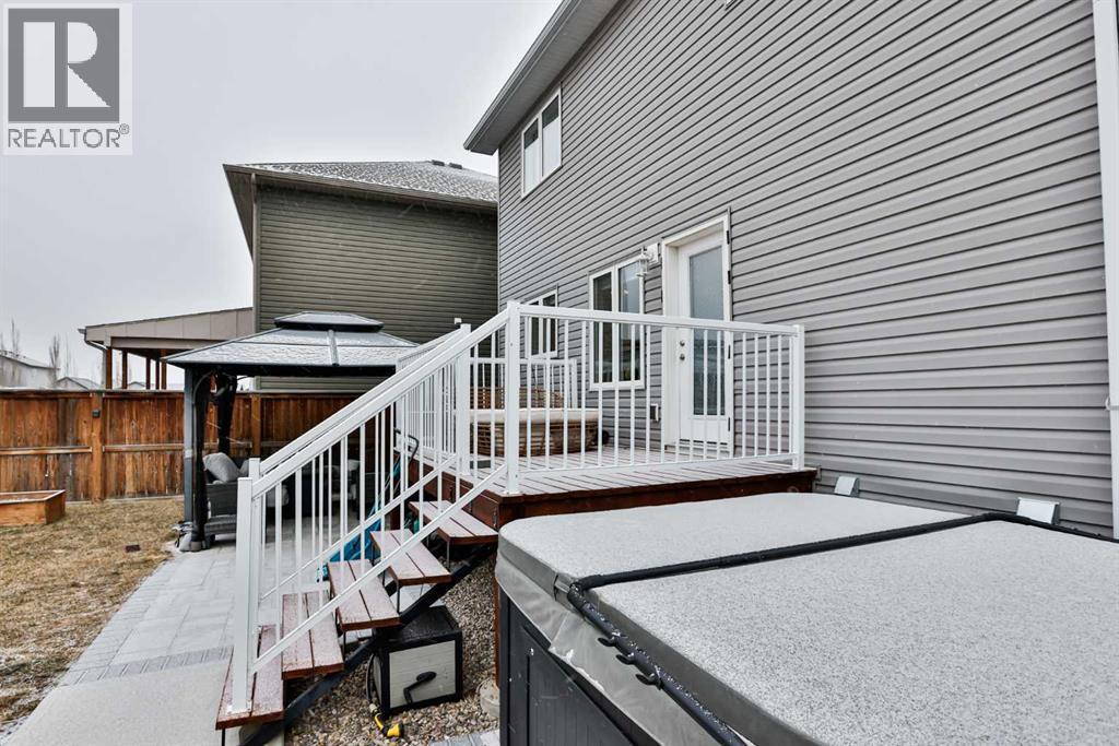 874 Jessie Mcleay Road N, Lethbridge, AB - Outdoor With Exterior