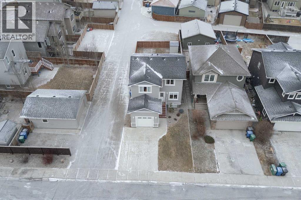 874 Jessie Mcleay Road N, Lethbridge, AB - Outdoor