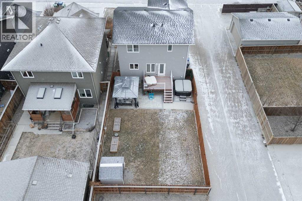 874 Jessie Mcleay Road N, Lethbridge, AB - Outdoor