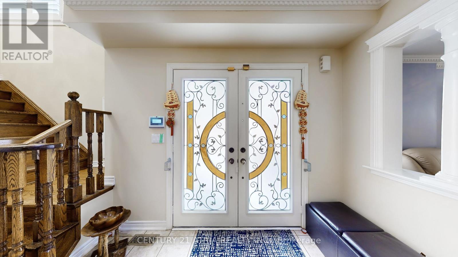 881 Knotty Pine Grove, Mississauga, ON - Indoor Photo Showing Other Room