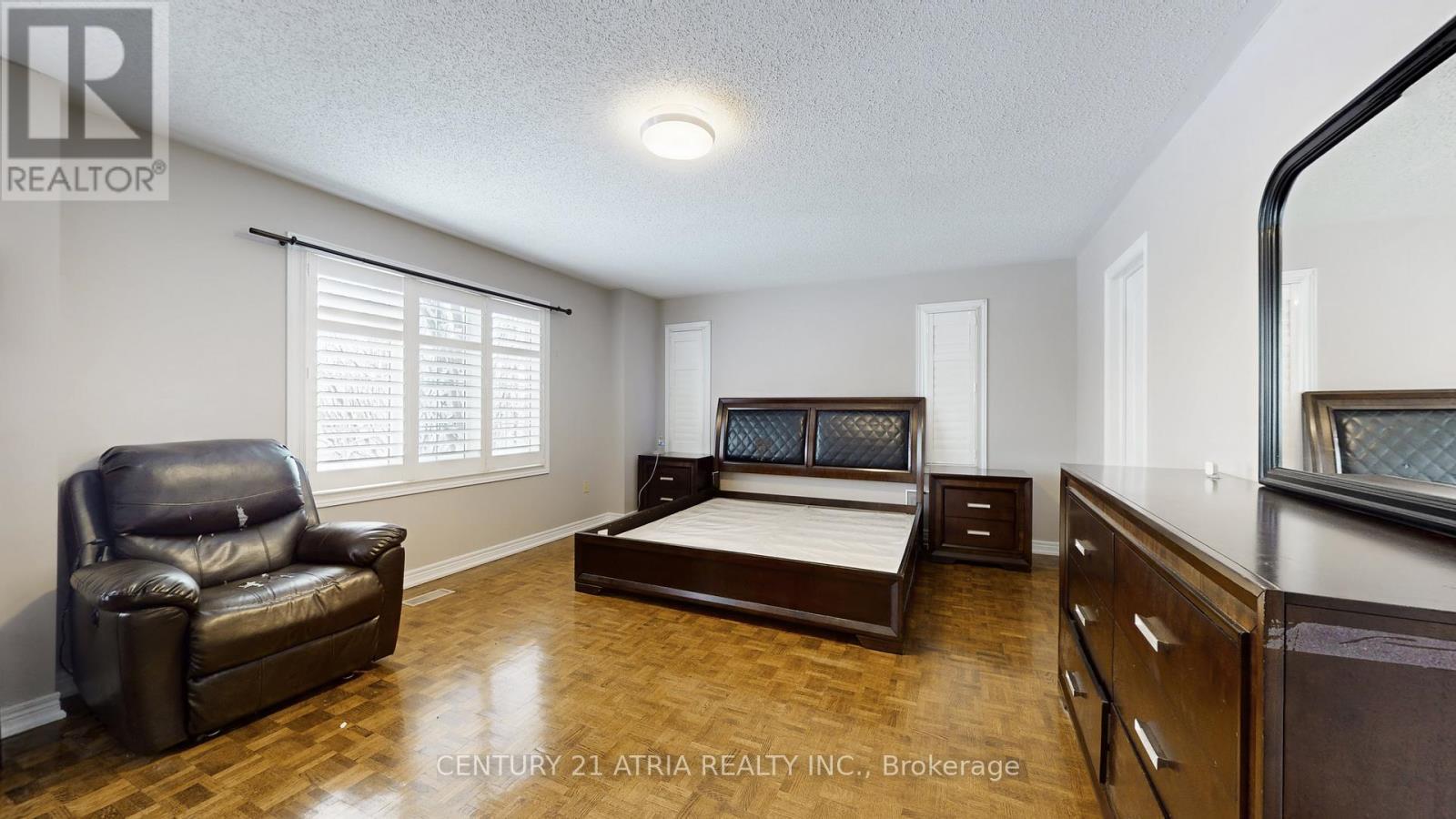 881 Knotty Pine Grove, Mississauga, ON - Indoor