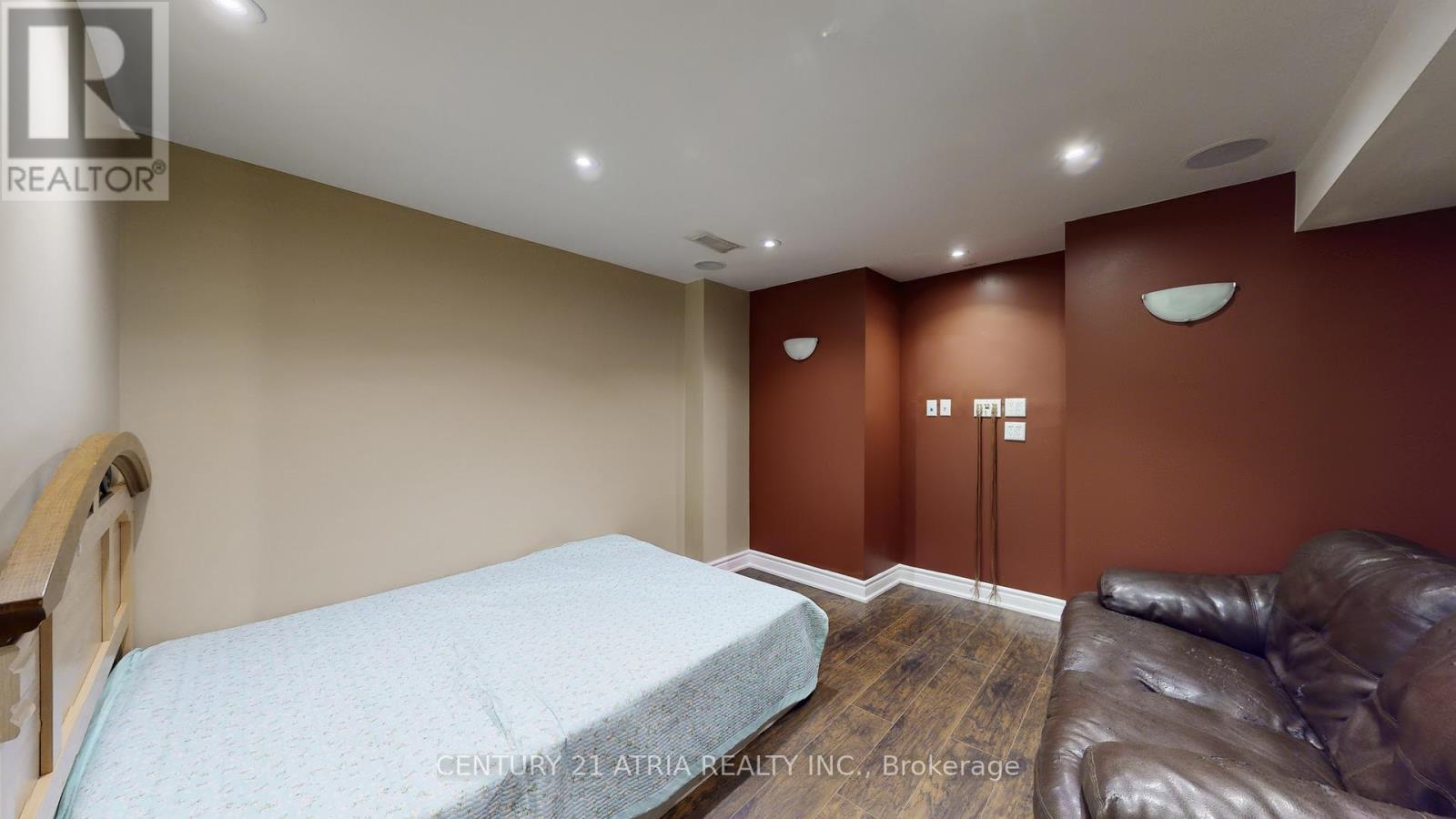 881 Knotty Pine Grove, Mississauga, ON - Indoor