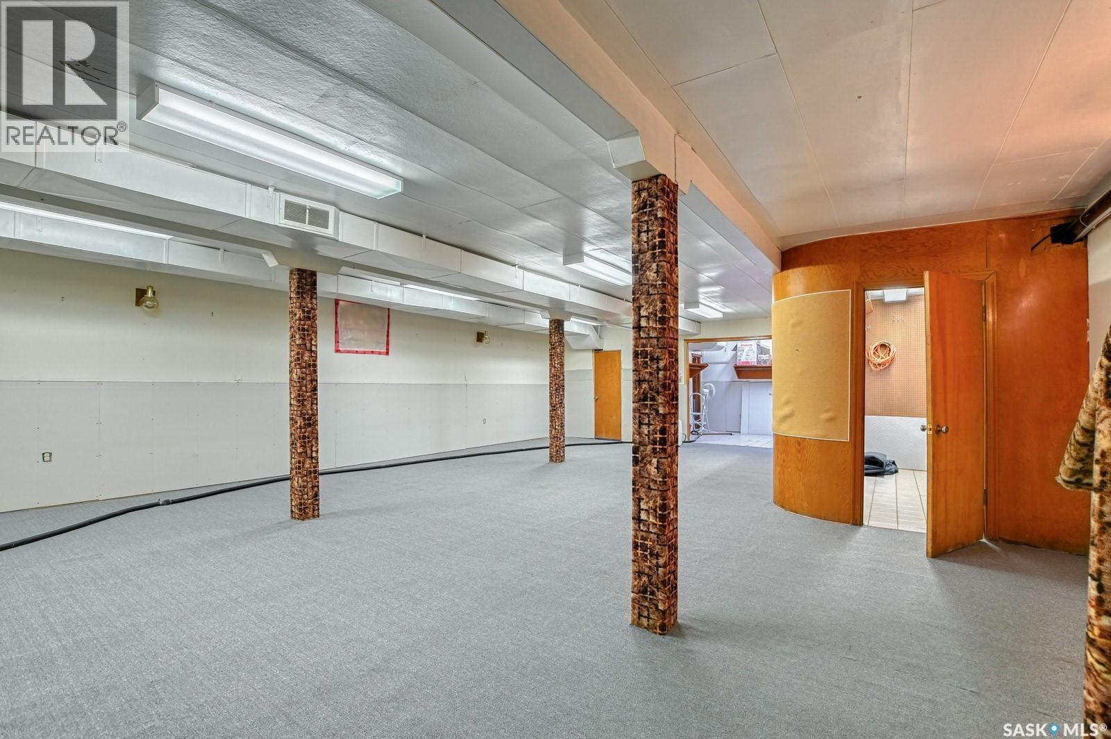 229 Victoria Street, Lang, SK - Indoor Photo Showing Garage