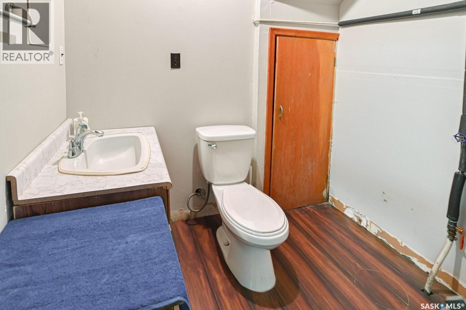 229 Victoria Street, Lang, SK - Indoor Photo Showing Bathroom