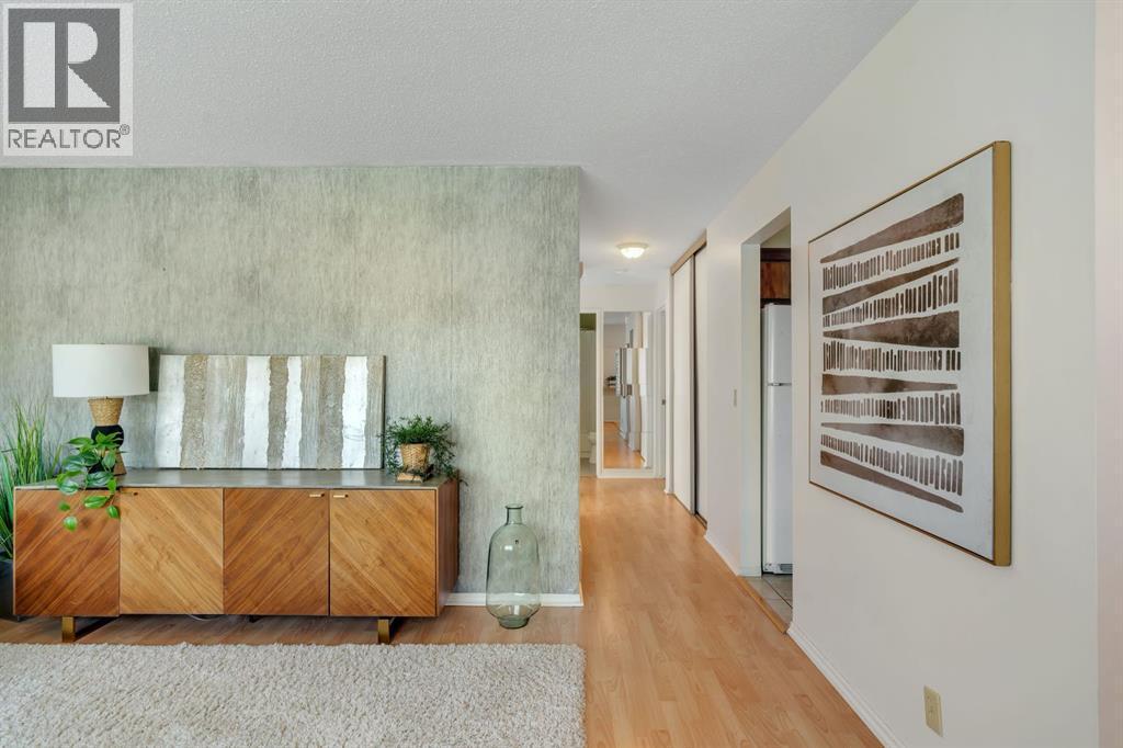 127 Falshire Way Ne, Calgary, AB - Indoor Photo Showing Other Room