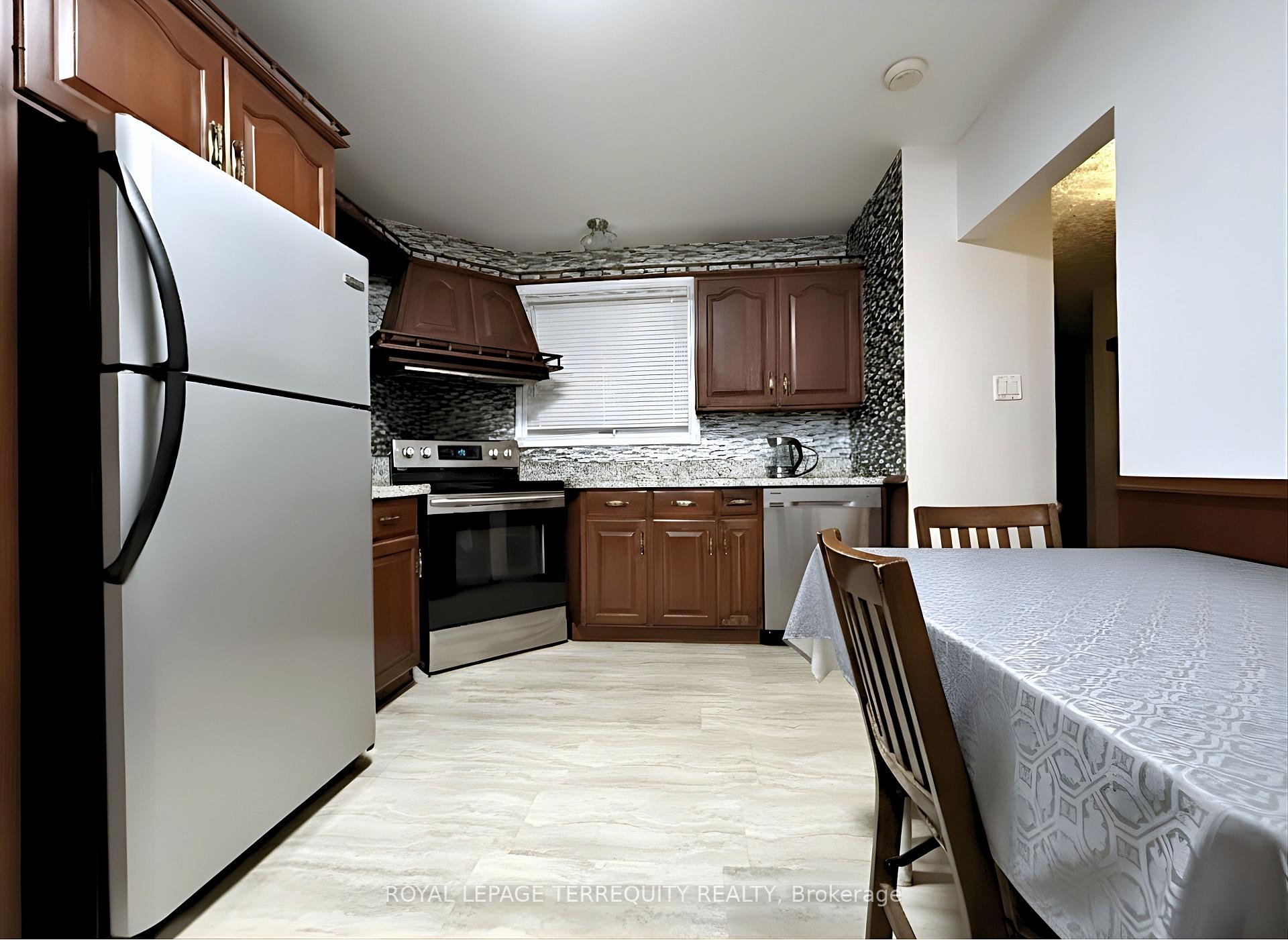 1704 Oberon Crescent, Mississauga, ON