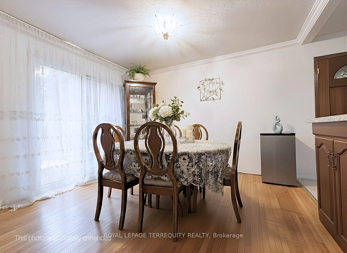 1704 Oberon Crescent, Mississauga, ON