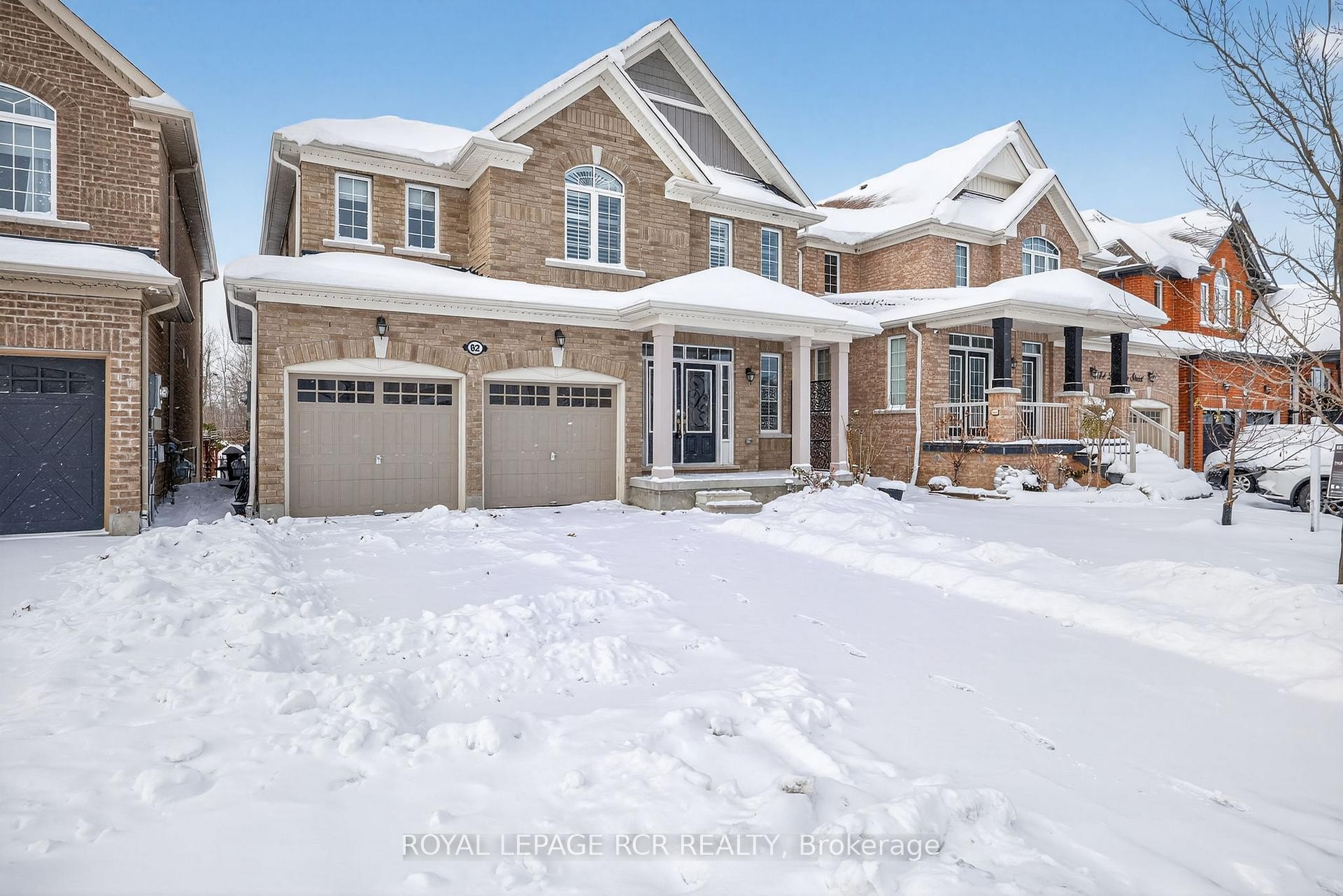 82 Lampkin Street, Georgina, ON - Outdoor With Deck Patio Veranda With Facade